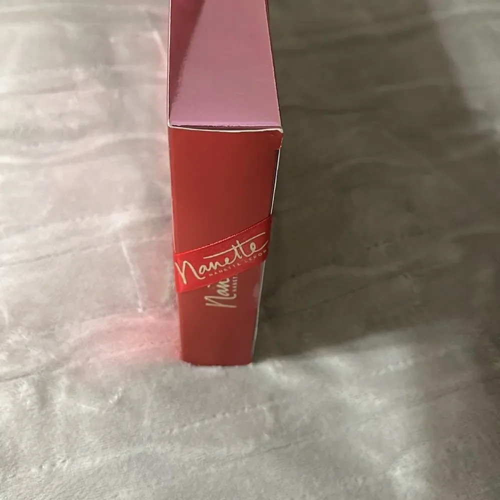 nanette lepore 6 pc Deluxe Hand Cream Collection Gift Pack for Her